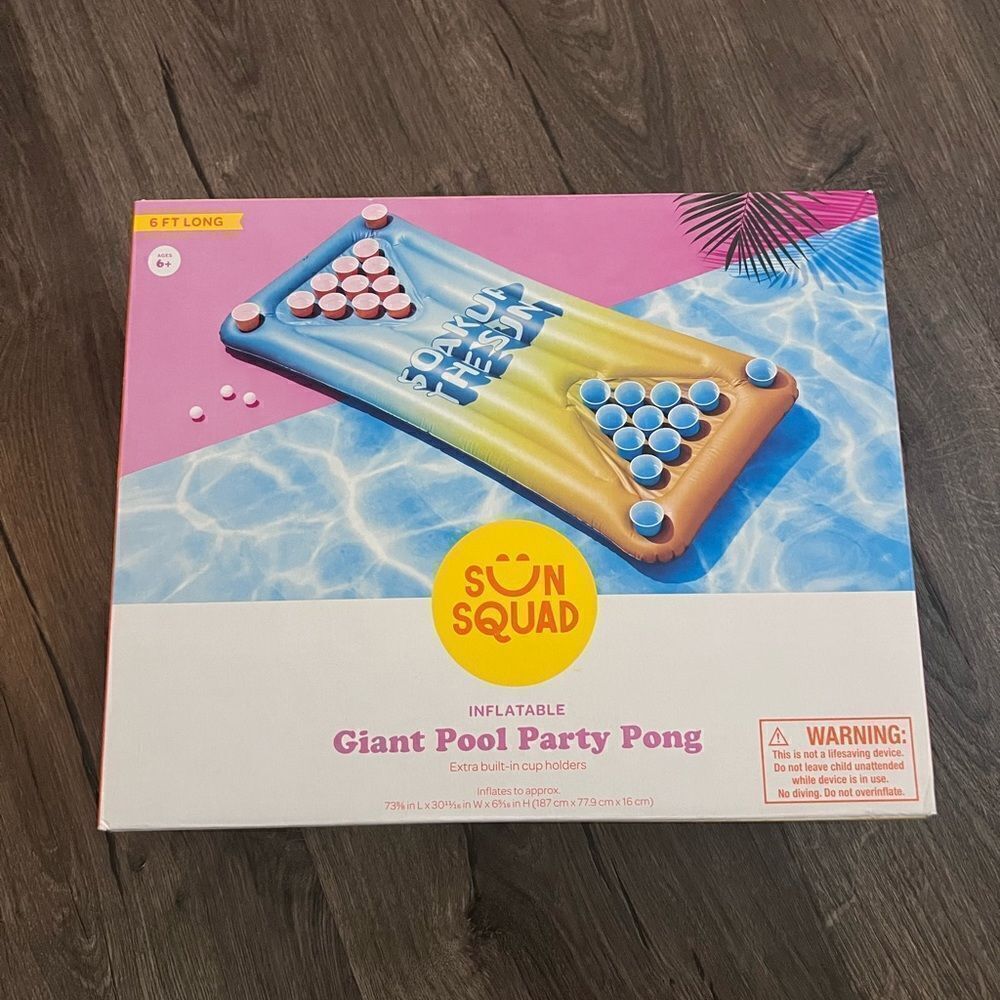 Sun Squad Inflatable Giant Piil Party Pong